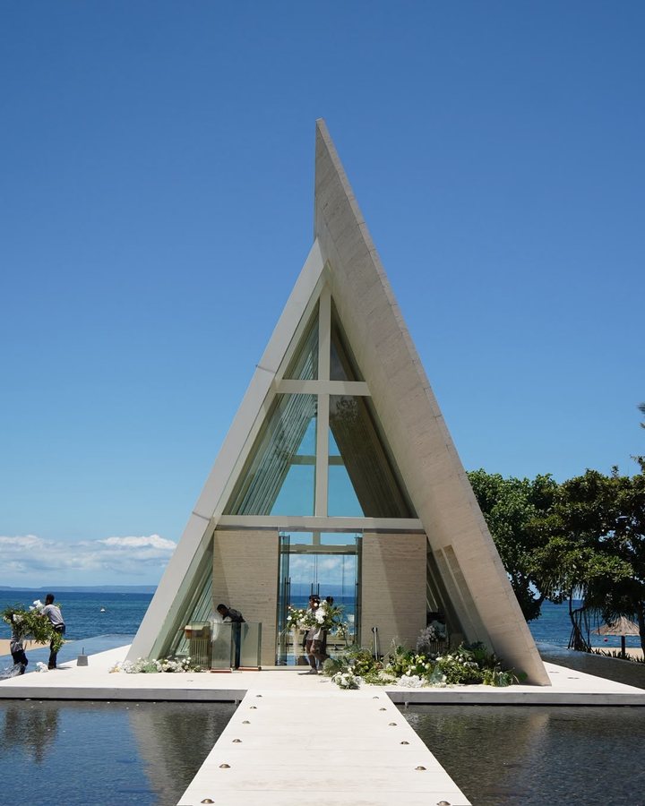 Conrad Bali